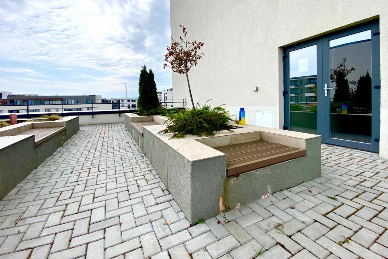 Astoria Apartment - Pet Friendly Braşov Exterior foto