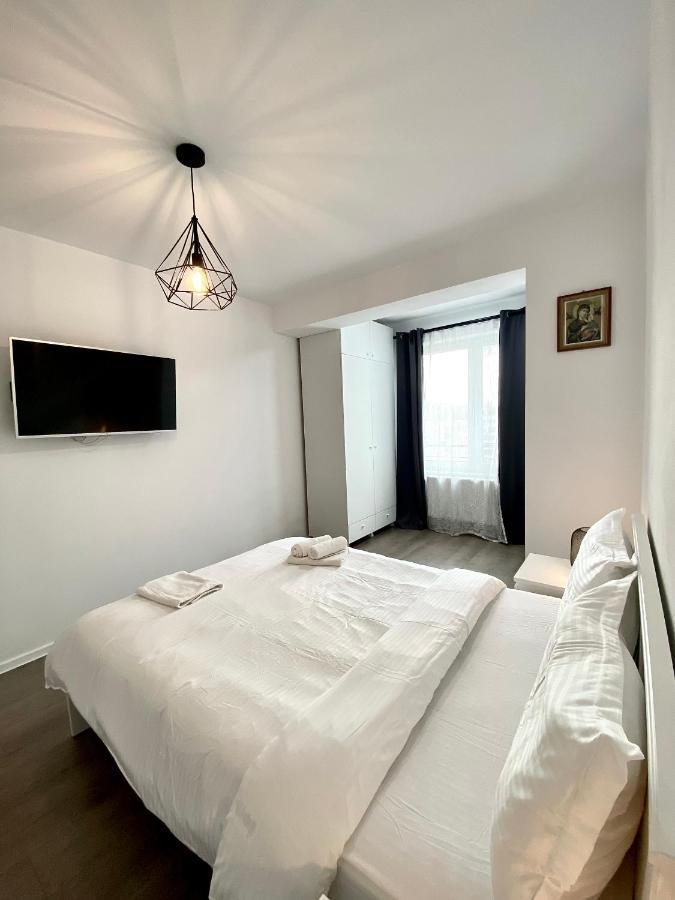Astoria Apartment - Pet Friendly Braşov Exterior foto